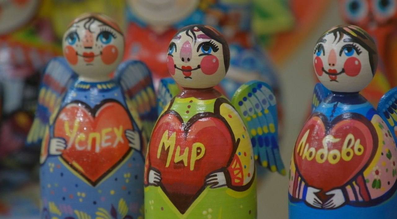 «Благовещенцы мастерят произведения искусства, показывая любовь к Благовещенску»: креативные площадки собрали творческих мастеров амурской столицы «Благовещенцы мастерят произведения искусства, показывая любовь к Благовещенску»: креативные площадки собрали творческих мастеров амурской столицы