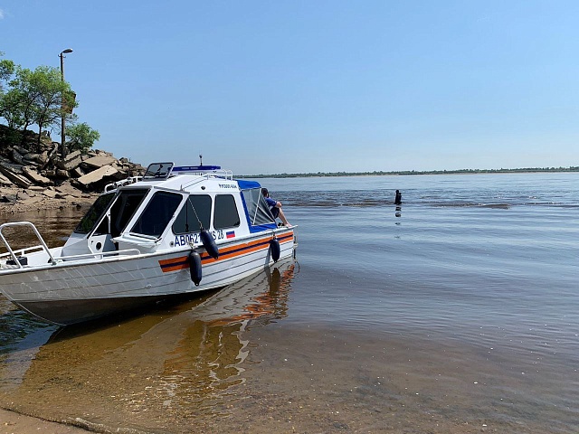 Оставить ребёнка у водоёма без присмотра и получить штраф: какие ещё последствия ждут благовещенцев? 