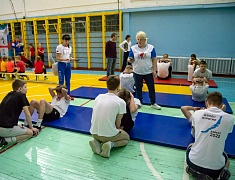 Нормативы комплекса ГТО выполнили педагоги и ученики 26 школы Благовещенска