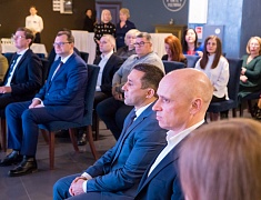 Мэр города Олег Имамеев подписал концессионное соглашение с инвестором на строительство новой школы на 1200 мест